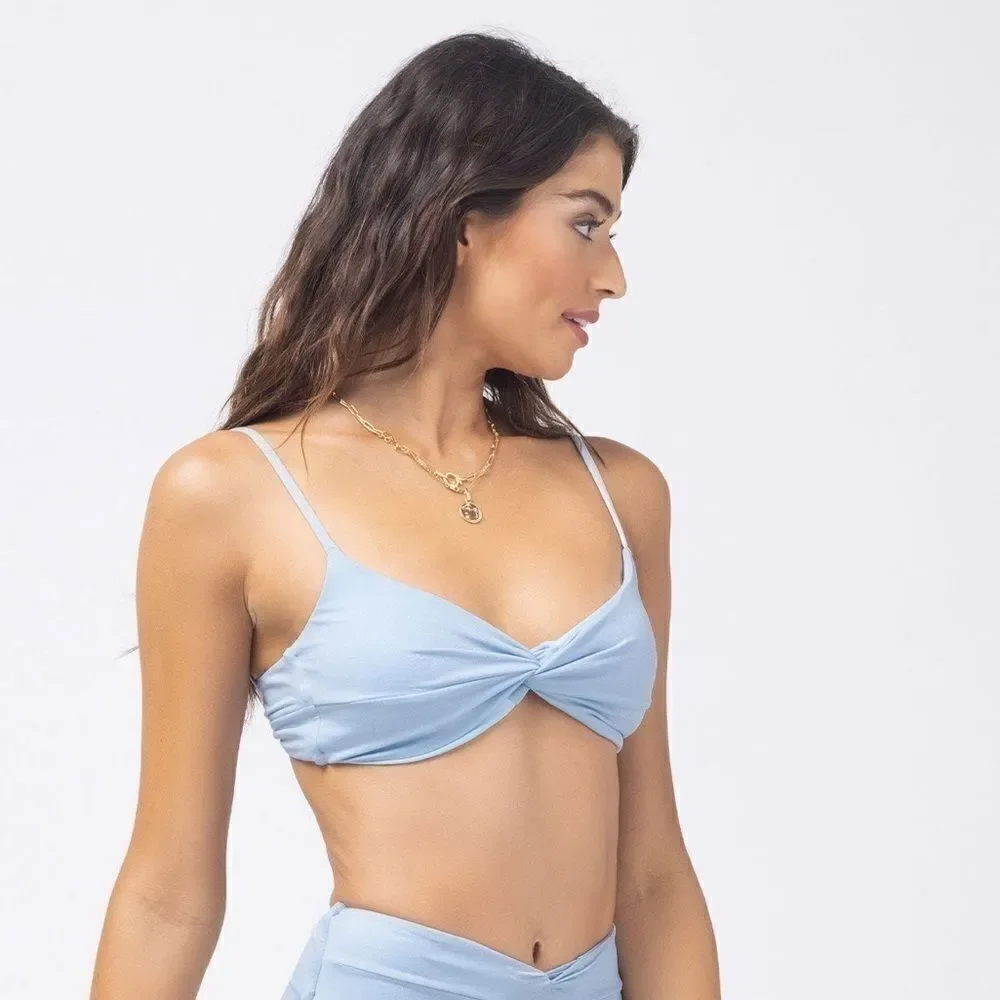 L*Space Ringo Twist Bikini Top swimsuit swimwear sky blue DCup $110, New